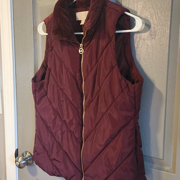 Michael Kors Women's Puff Vest / Maroon Size Medium - Picture 3 of 6